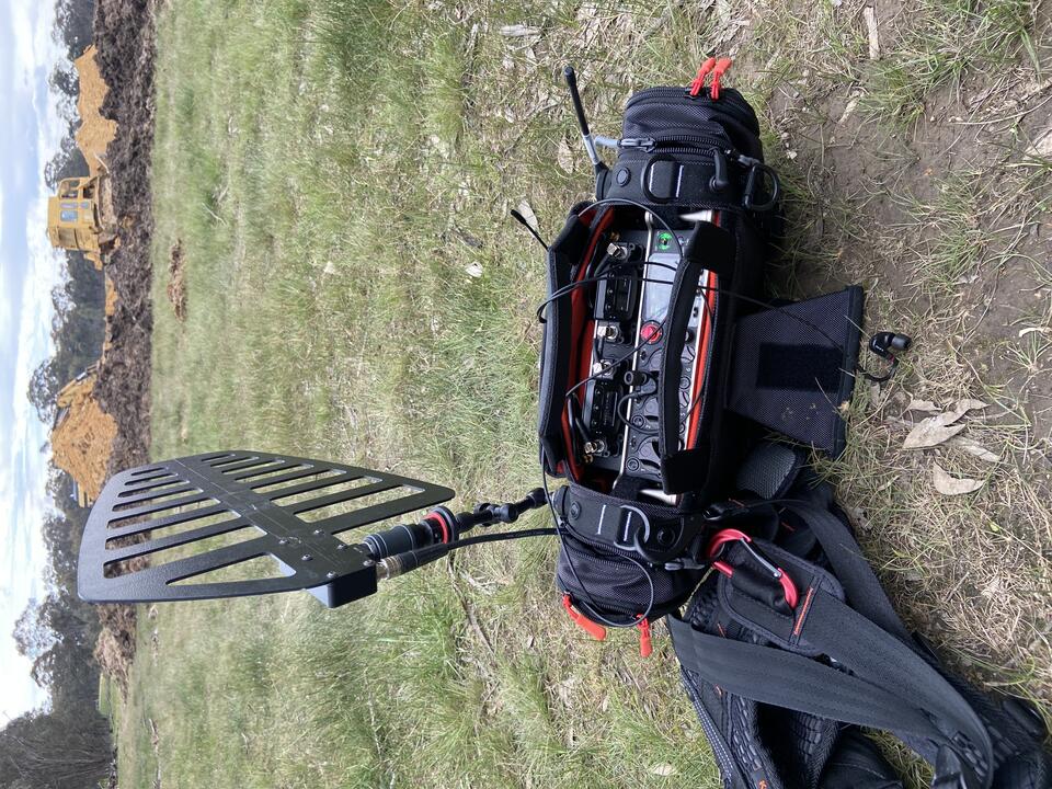 a very portable bag rig with a directional antenna